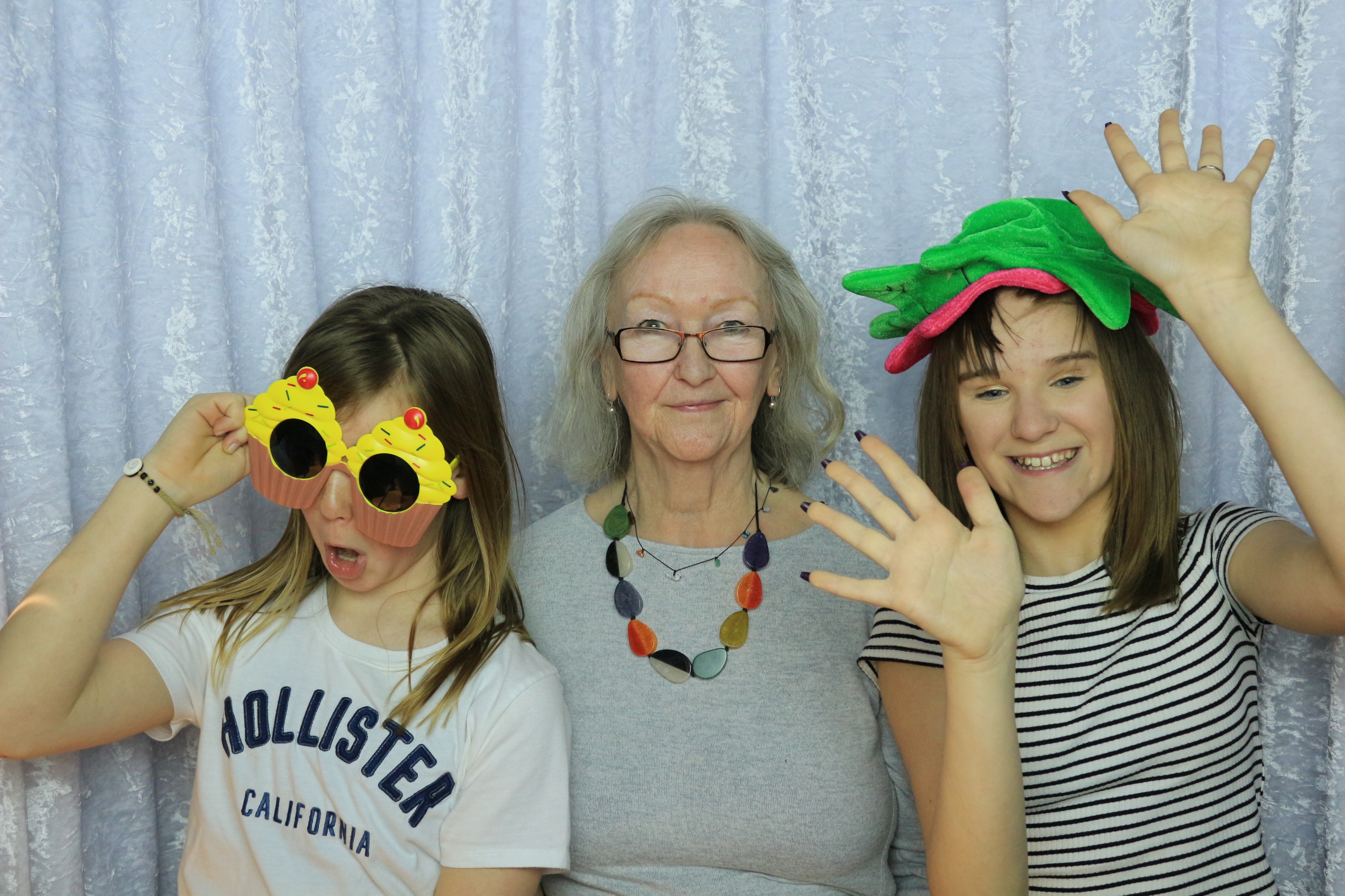 Ali’s 50th Birthday - Images | View more photos from the event at gallery.partydelightsphotobooth.co.uk/u/PartyDelightsPhotoBooth/Ali’s-50th-Birthday-Images